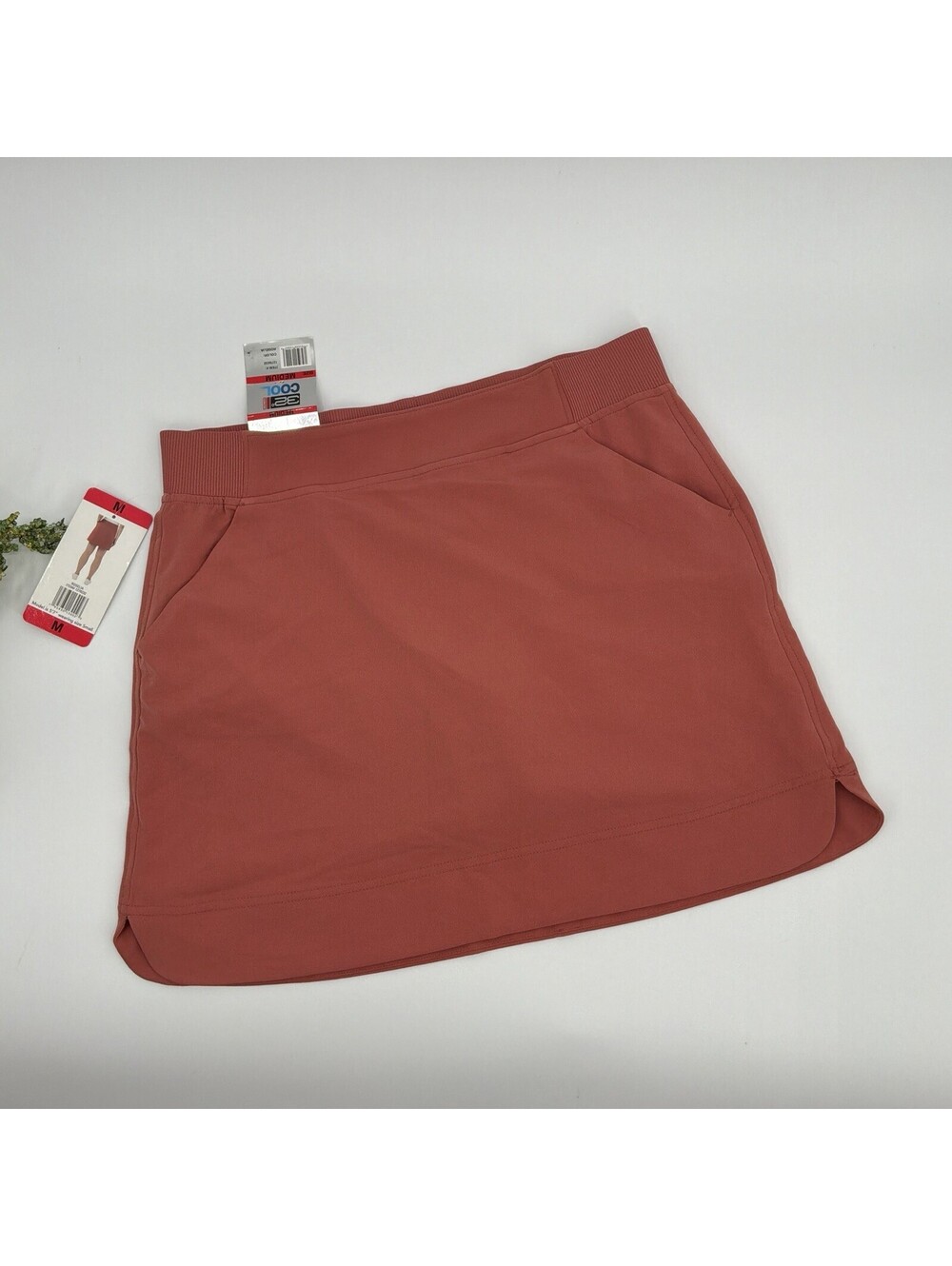 NWT coral Skort 32 Degrees Women’s Size M